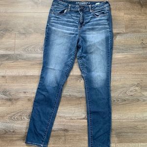 American Eagle skinny jeans size 16 Long